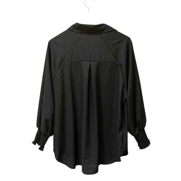 Black Button Down Shirt Smocked Cuffs Pockets Size L Oversized No-Iron - Picture 2 of 5